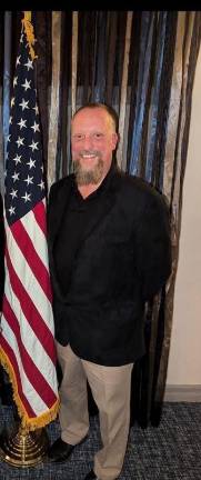 3 running for 2 county commissioner seats <b>David Silverthorne</b>