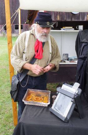 Offering wet plate and tintype photography, Warren County resident John Bernaski of &#xfe;&#xc4;&#xfa;The Silver Beam&#xfe;&#xc4;&#xf9; taught visitors about Civil War photography last weekend at Pochuck Valley Farms.