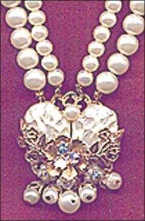 Vintage fashion costume jewelry show at Lake Mohawk club Vintage fashion costume jewelry show at Lake Mohawk club