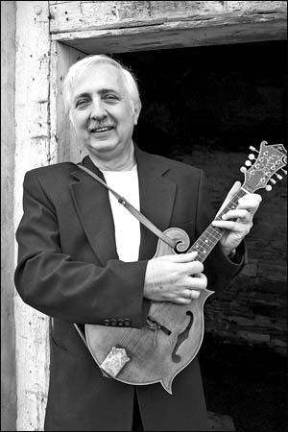 Premiere Bluegrass Mandolinist Neil Rossi Makes Rare Appearance Premiere Bluegrass Mandolinist Neil Rossi Makes Rare Appearance