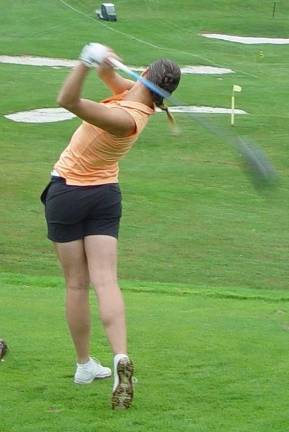 Lisa Coe the 2018 Women’s Long Drive Champ shows her winning swing.