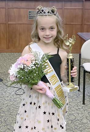 Little Miss Hardyston, Gina Campa (Photo by Dana Vitz)