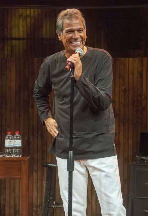 Bobby Collins to return to the Newton Theatre Bobby Collins