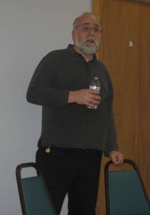 Group explores Vernon's history Township historian Ron Dupont Jr. answers questions on VernonþÄôs long history.