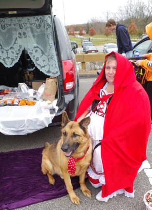 Vernon holds trunk or treat Little Red Riding Hood portrayed by Marcy Haase and her wolf "Big Hoss" of the Scenic Lakes section of Vernon. Offered cupcakes and much more.