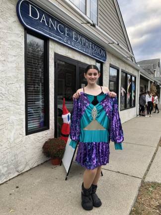 Teen to dance in Macy’s parade Leah Andrini holds up the costume that she will wear while performing in the 97th annual Macy’s Thanksgiving Day Parade on Thursday, Nov. 23. (Photo by Kathy Shwiff)