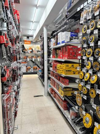 Ace Hardware reopens Ace Hardware reopens