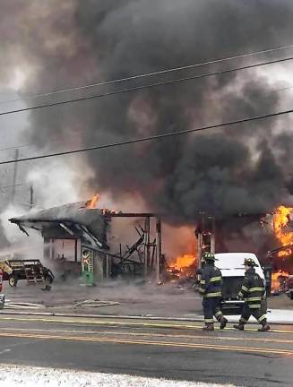 ‘Like a family member died’: Bob’s Crossroads a total loss after fire Thick black plumes rise from the fire at Bob's Crossroads Service at McCoy’s Corner in Wantage (Photo by Sheila Voelker)