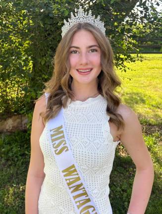 Today is deadline to vote for Queen of the Fair <b>Miss Wantage</b>