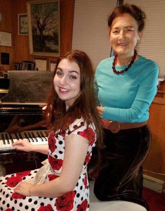 Pope John student earns piano scholarship Pope John student earns piano scholarship