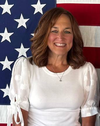 3 running for 2 county commissioner seats <b>Jill Space</b>