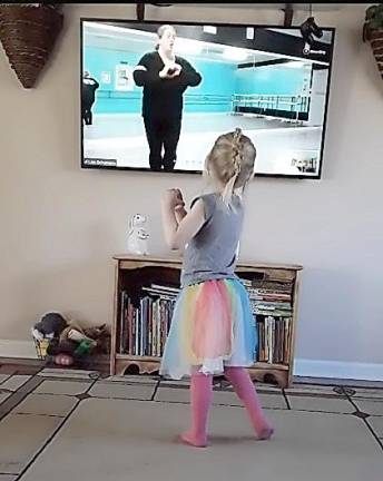 Dance Expression keeps their students moving with online classes Dance Expression keeps their students moving with online classes