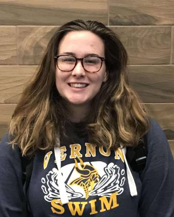 VTHS honors outstanding athletes Makenzie Thompson