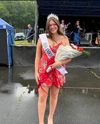Today is deadline to vote for Queen of the Fair <b>Miss Andover</b>