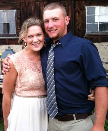 Breann Hoogenhuis and Casey Sytsema to marry this summer Breann Hoogenhuis and Casey Sytsema to marry this summer
