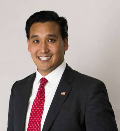 Roy Cho challenges Scott Garrett in congressional race