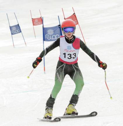 Winter center hosts Jeff Pier race Winter center hosts Jeff Pier race