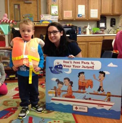 Preschoolers learn water safety Preschoolers learn water safety