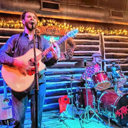 Your choice: Acoustic or electric <b>Mange Party, a two-man acoustic cover band, performs Saturday night at Milk Street Distillery in Branchville. (Photo courtesy of Mange Party)</b>
