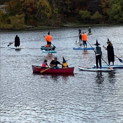 Highland Lakes hosts Witch and Warlock Paddle <b>Away they sail.</b>