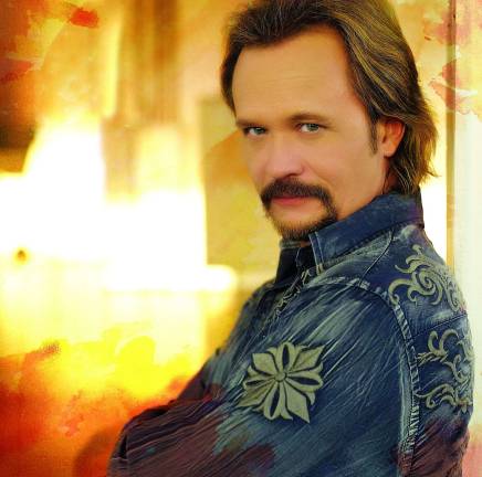 Travis Tritt to play Fairgrounds