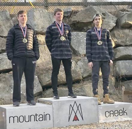 Senior Kyle Hayes won the Individual State Title in the Boys Giant Slalom.