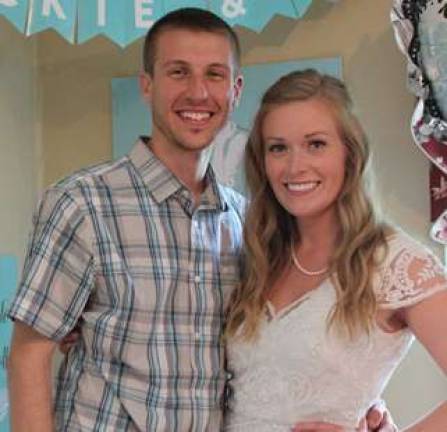 Former Vernon resident to marry