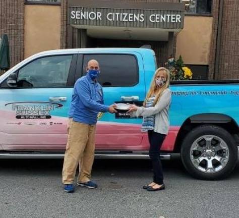 Mohawk House and former employees trade lawsuits Mohawk House owner Steve Scro with Vernon Senior Center’s Mishelle Downtain, donating food to the senior center in October.
