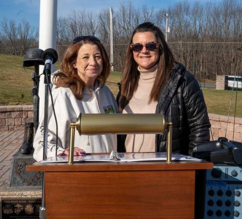 Diane Curto and Erin Ashton organized the ceremony.