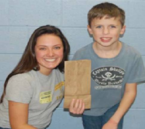 DECA bringing awareness to hunger, homelessness DECA bringing awareness to hunger, homelessness