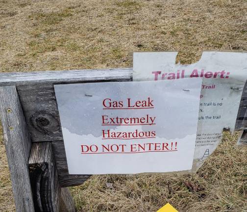 A sign alerts the public that the Dagmar Dale Trail is closed. (Photo courtesy of Allison Orsi)