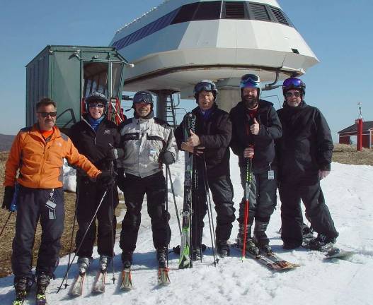 Mountain Creek closes ski slopes for the season Mountain Creek skiers, from left, Joe Kennedy, Buffy Whiting, Tony. John Whiting, Steve Boshart and Mike Byron at the top of the Bear Lift