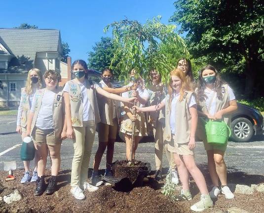 Sparta Girl Scouts take action against climate change Sparta Girl Scouts take action against climate change
