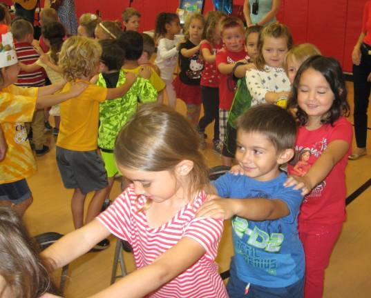 Music, movement and mindfulness for kids The student train was full of laughs and healthy movement.