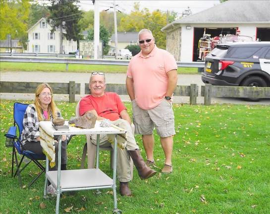 From left: Sterling Hill Mining Museum Treasurer Denise Kroth, President and CEO Bill Kroth, and Mayor George Hutnick (Photo by Vera Olinski)