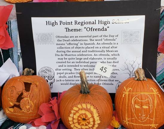 High Point wins pumpkin carving contest