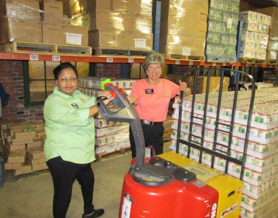 ShopRite makes food donation to NORWESCAP