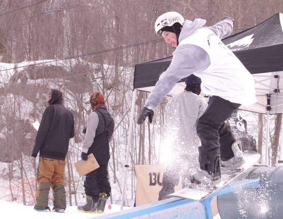 Snowboard demos and a little ‘Party In Your Park’