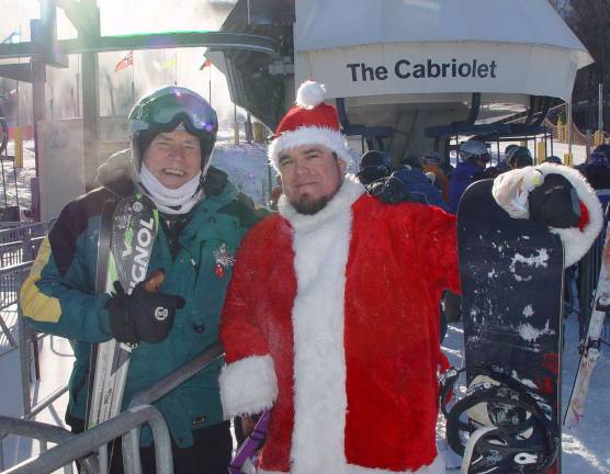Vernon couple gives gift of cookies Buffy Whiting, middle, gives homemade cookies to lift attendants Dakota Dotke, Courtney Dundorf, Chris Pirl, Stephen Kane, Tomas Valdis, Tulin Sacazaw and ski buddy Joe Kennedy