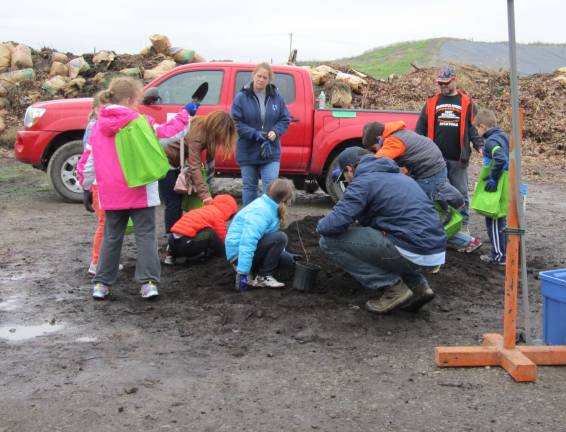 SCMUA holds annual Earth Energy Day