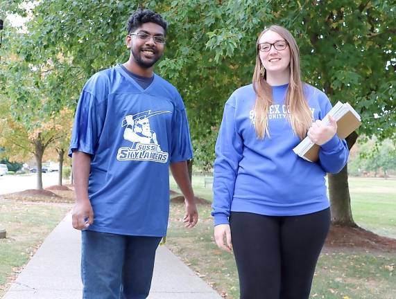 Student Leaders, Scott Raghubir and Cheyenne Port will be assisting students at the Fall Open House.