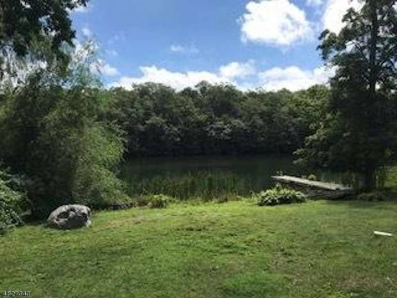 Cliffwood Lake a perfect spot to call home Cliffwood Lake a perfect spot to call home
