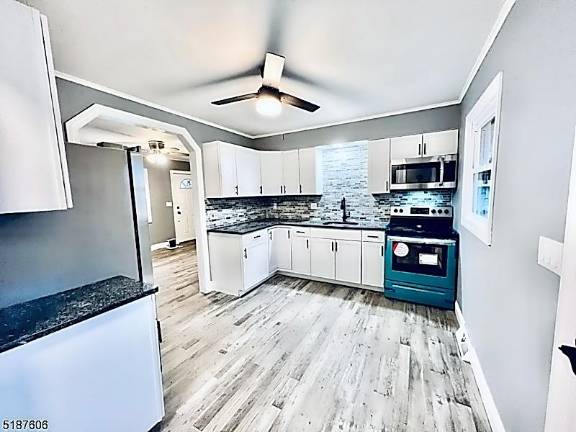 Renovated Barry Lakes ranch is ready to go Renovated Barry Lakes ranch is ready to go
