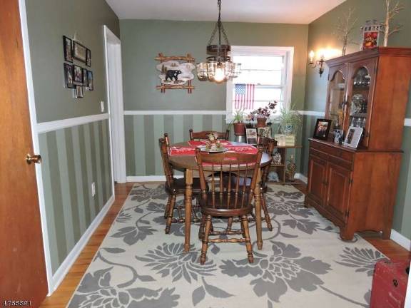 Renovated ranch awaits in Cedar Ridge Renovated ranch awaits in Cedar Ridge