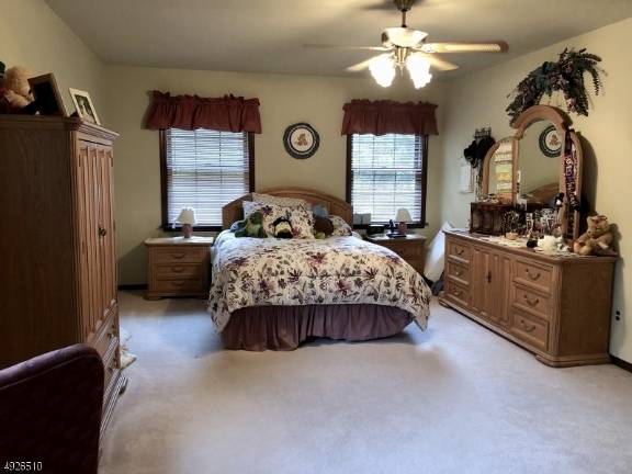 Immaculate home awaits in Old Orchard Immaculate home awaits in Old Orchard