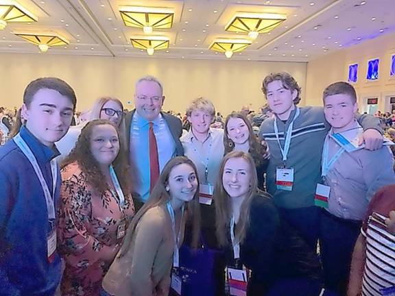 Evan Amato, Cynthia Schneider, Jim Carroll (Director of the White House Office of National Drug Control Policy), Dylan Mann, Lorraine Austin, Timothy Crum, Jefferson Carney. Front Row: Lisa DeRitter, Kayla Barca, Kaitlyn Buurman