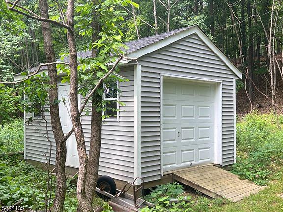 Builder’s own Colonial available Builder’s own Colonial available