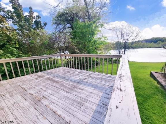 Charming home with many possibilities Charming home with many possibilities