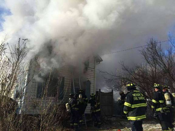 Fire destroys historic home Fire destroys historic home