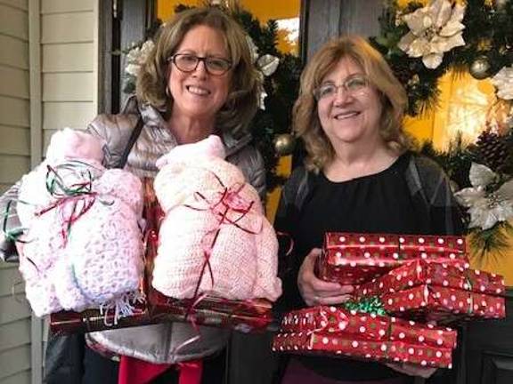 Woman's Club delivers joy to Birth Haven